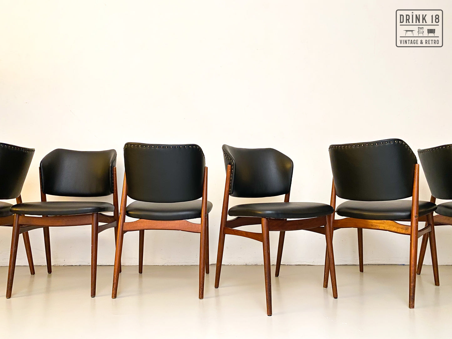 Zes eetkamerstoelen (Zwarte skai) - Spahn Stadtlohn
