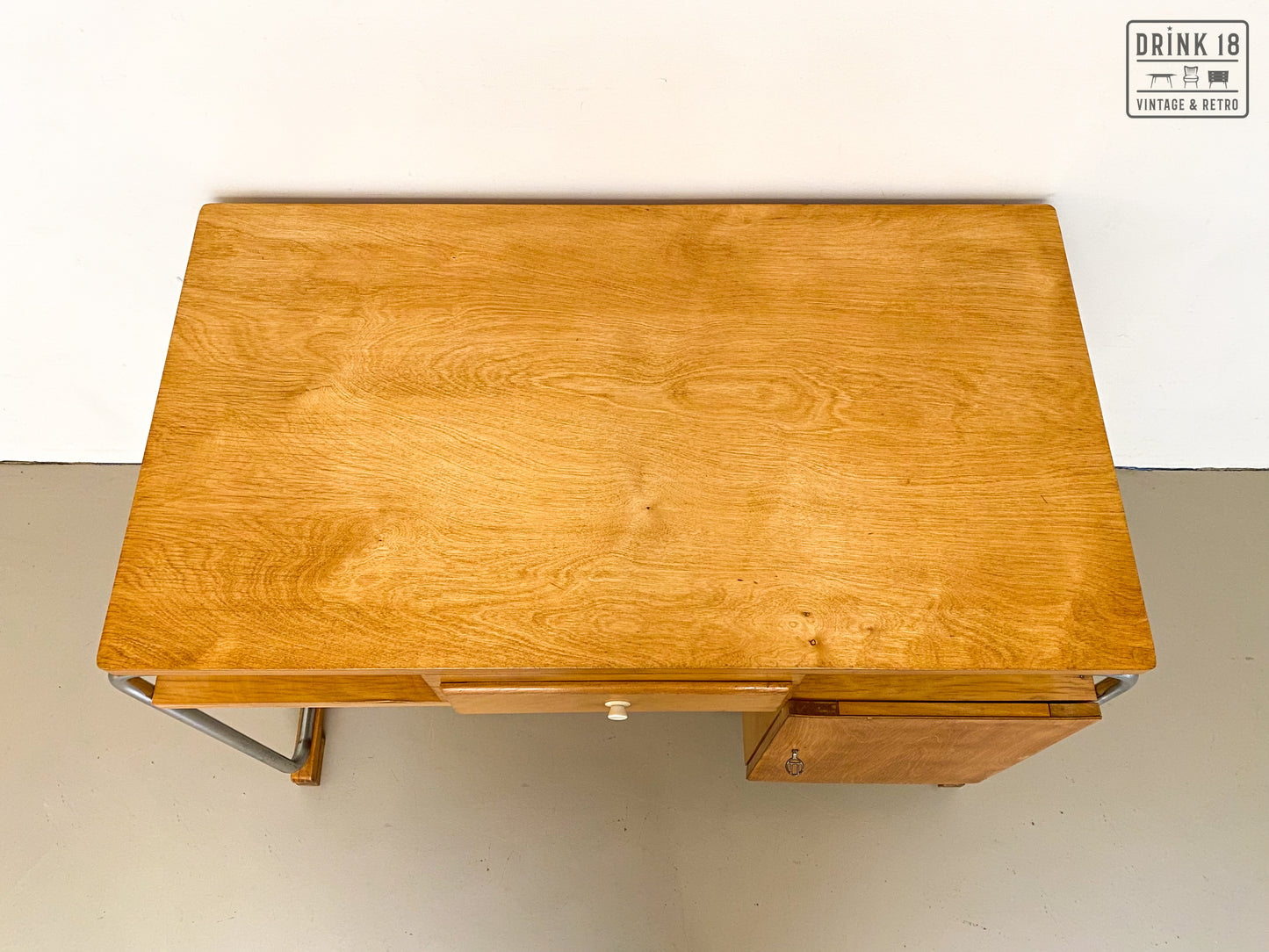 Vintage - Bauhaus stijl bureau #2
