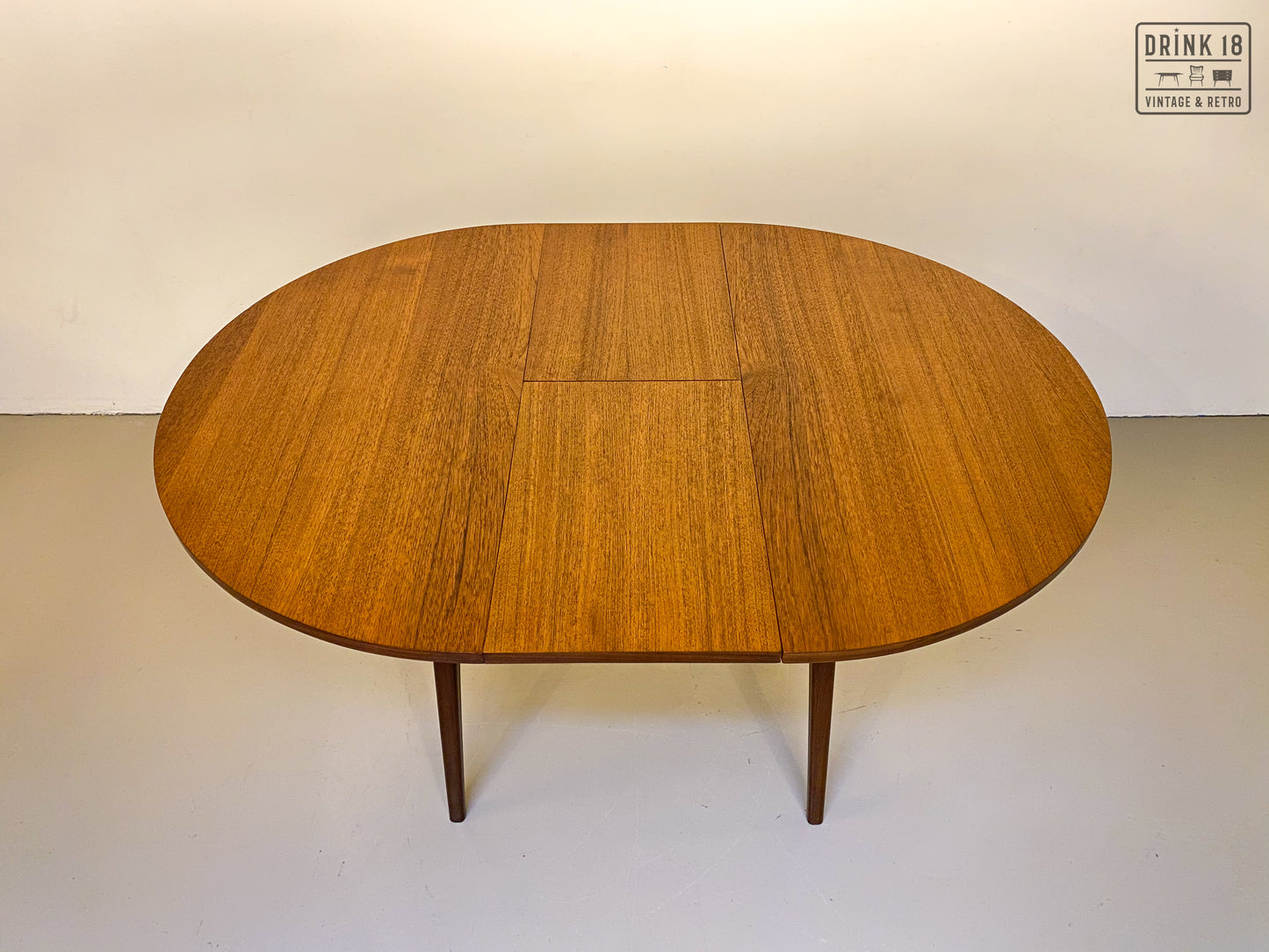 Verlengbare eettafel - Louis Van Teeffelen