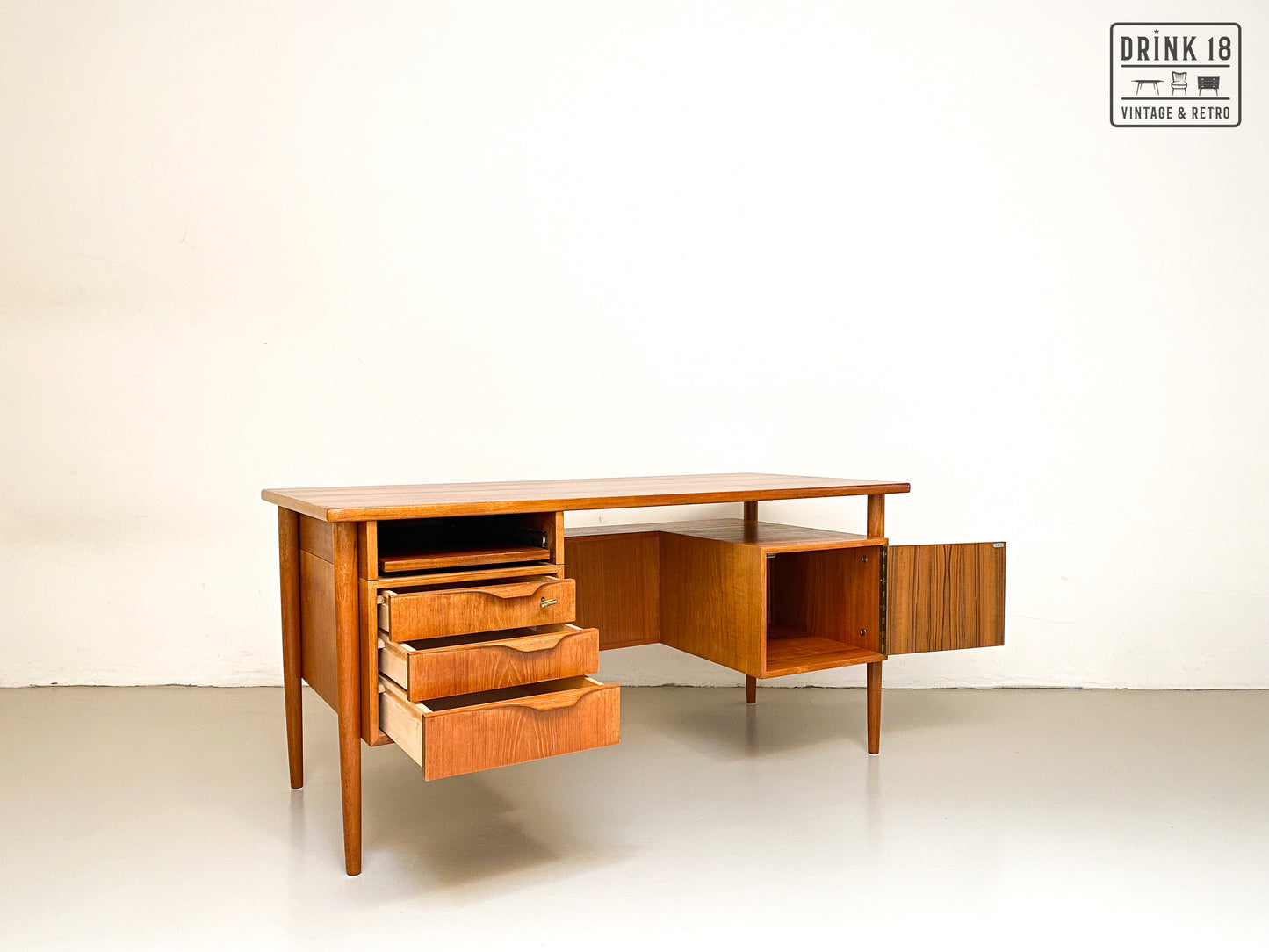 Vintage Bureau - Arne Vodder voor Bornholm