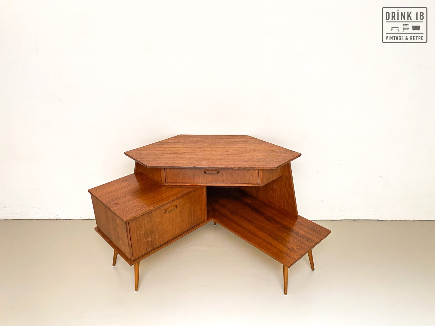 Vintage Design - TV Meubel/Hoekkast