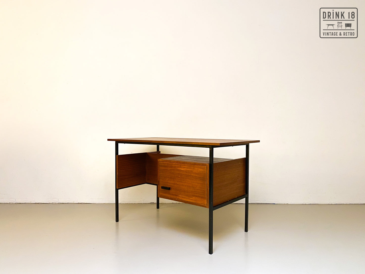 Vintage - Bureau #7