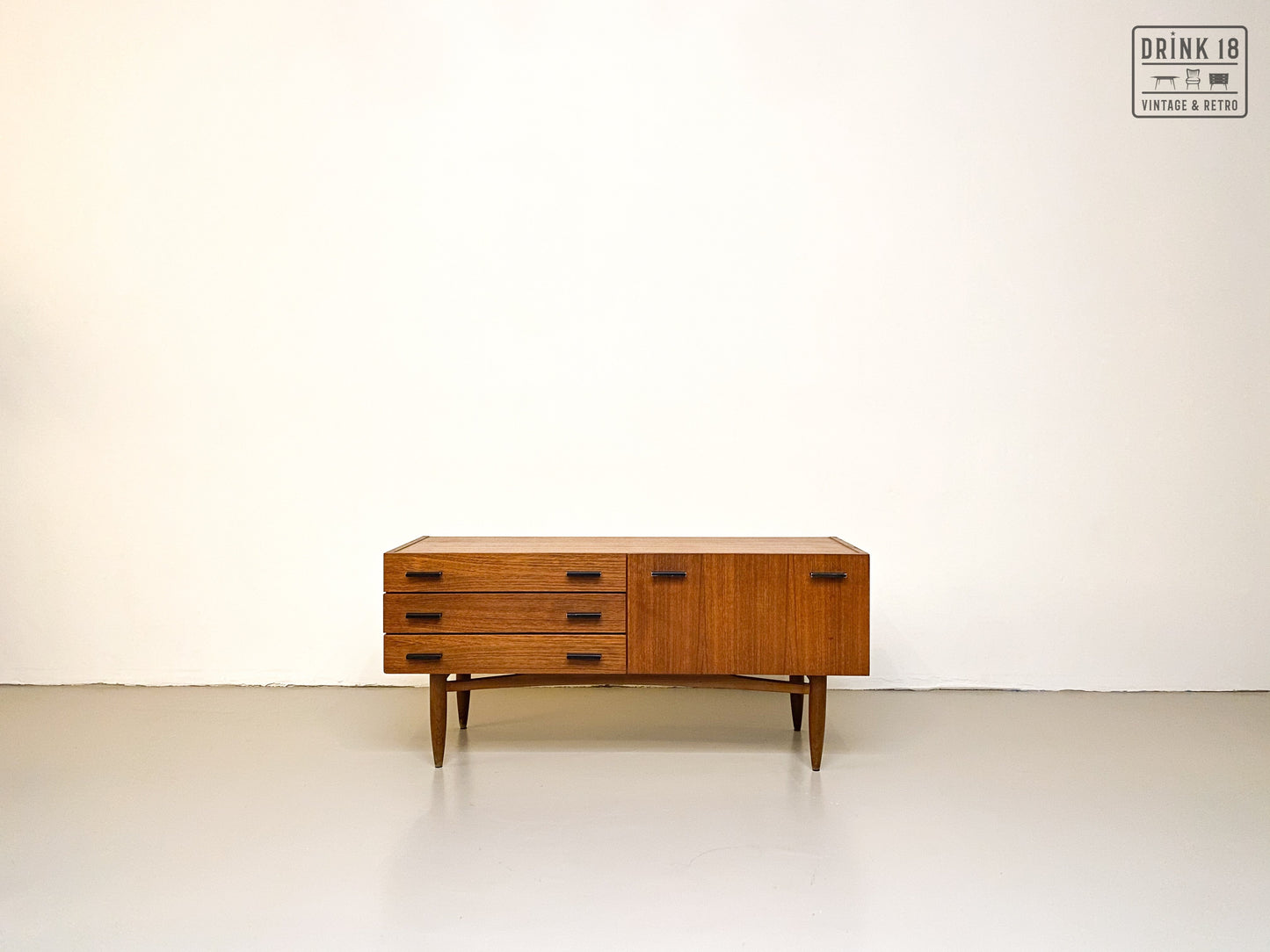 Tv meubel - Vform