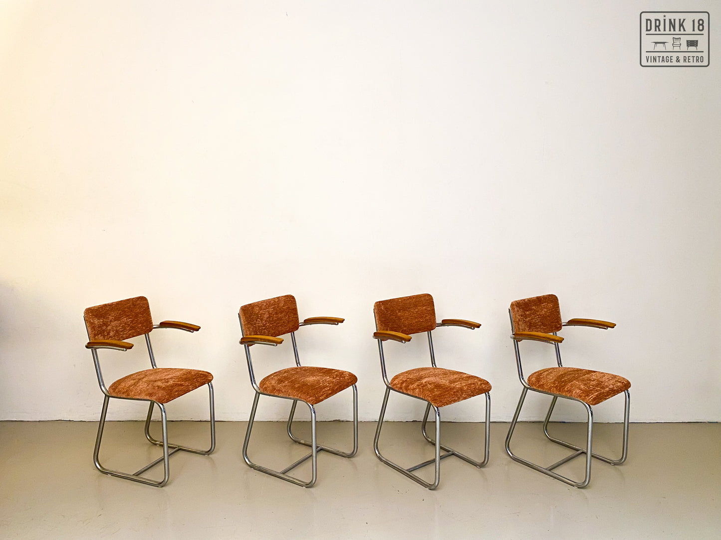 Vintage - Vier eetkamerstoelen #1