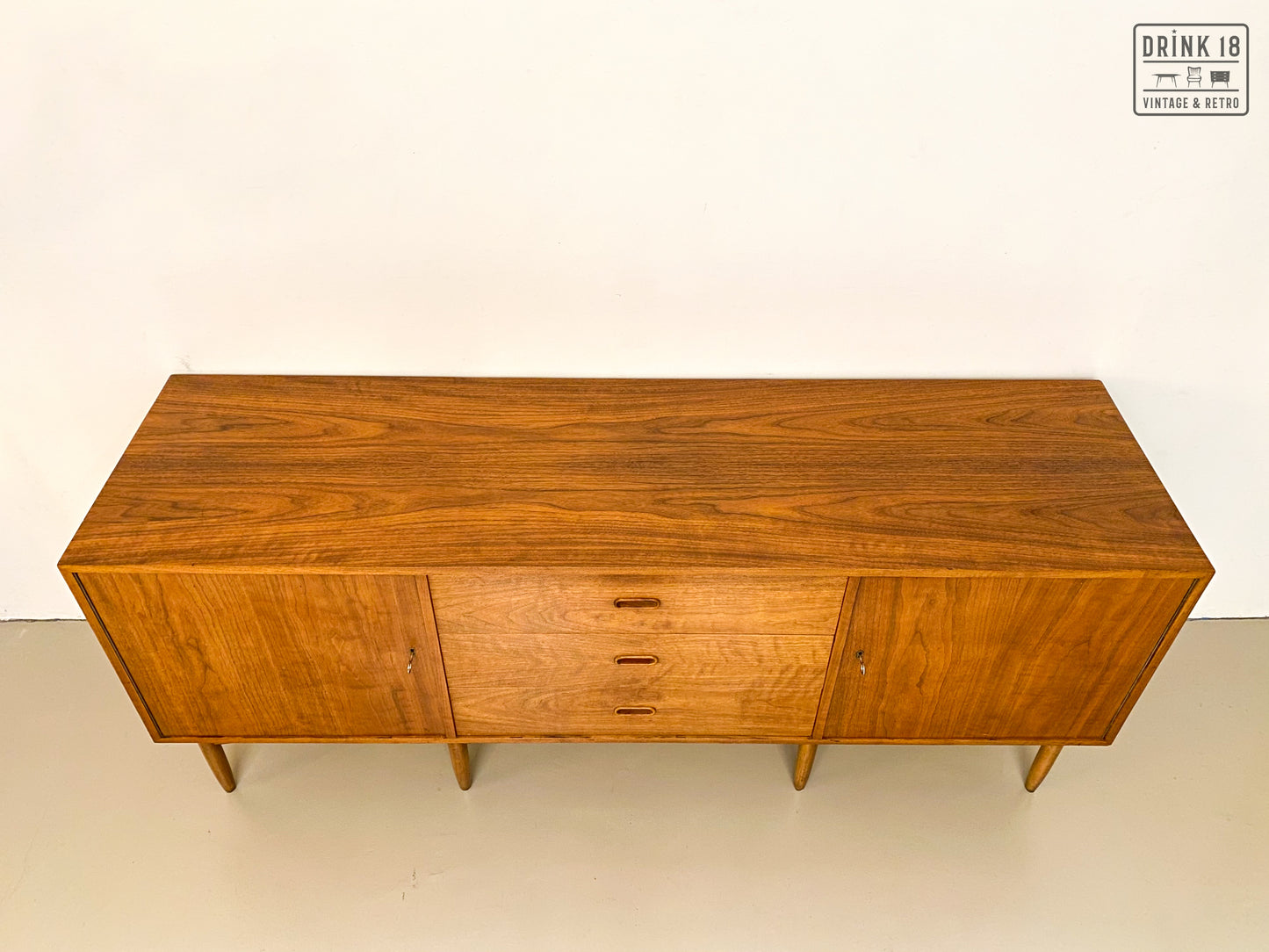 Vintage - Sideboard #10