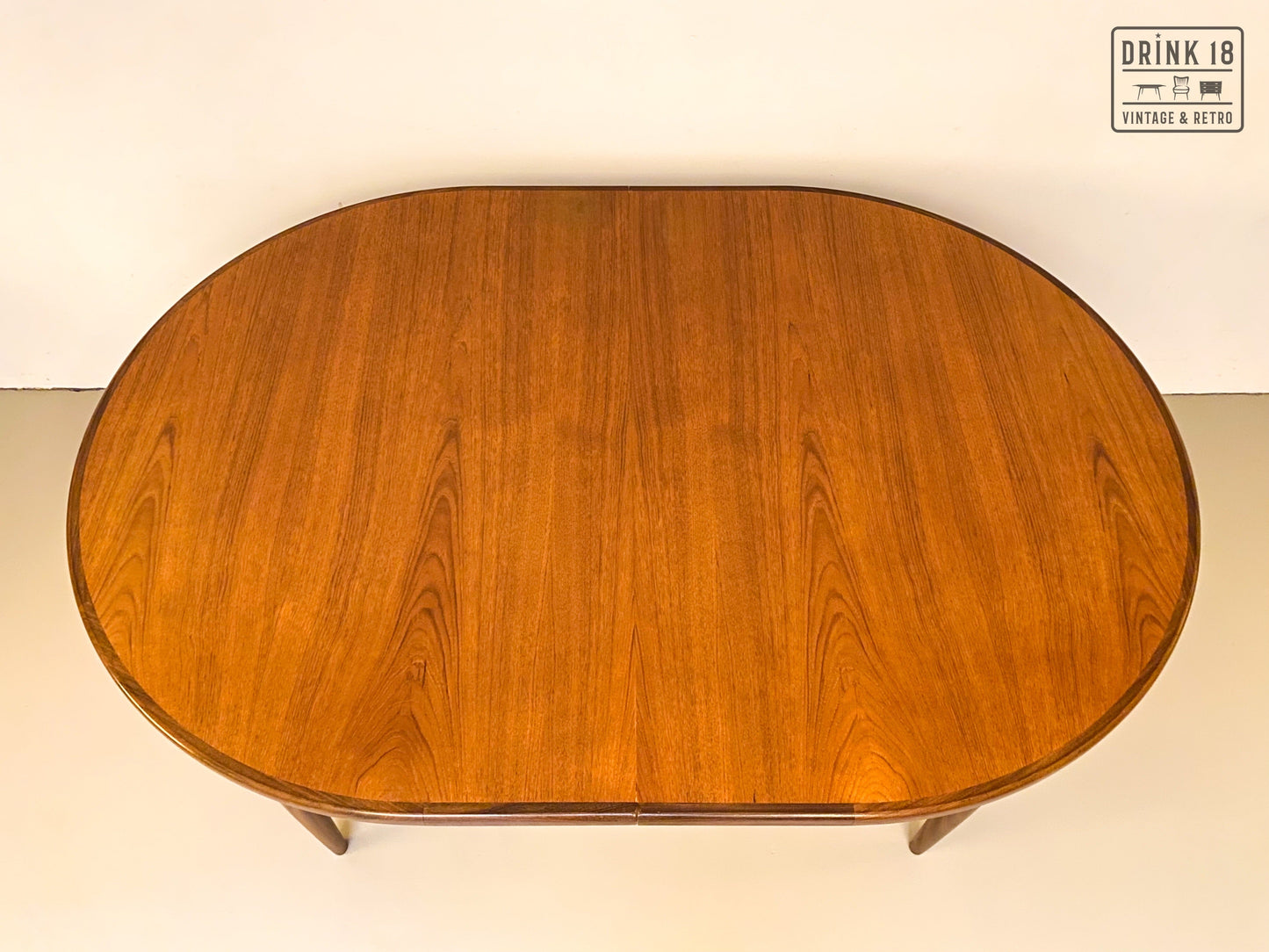 Verlengbare ovale eettafel - G-plan