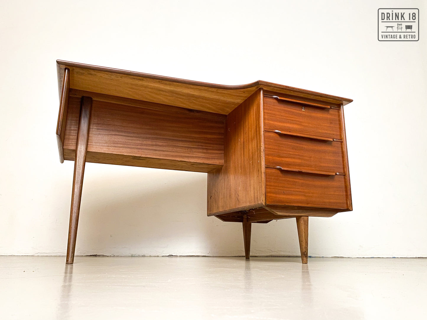 Vintage - Design bureau #1