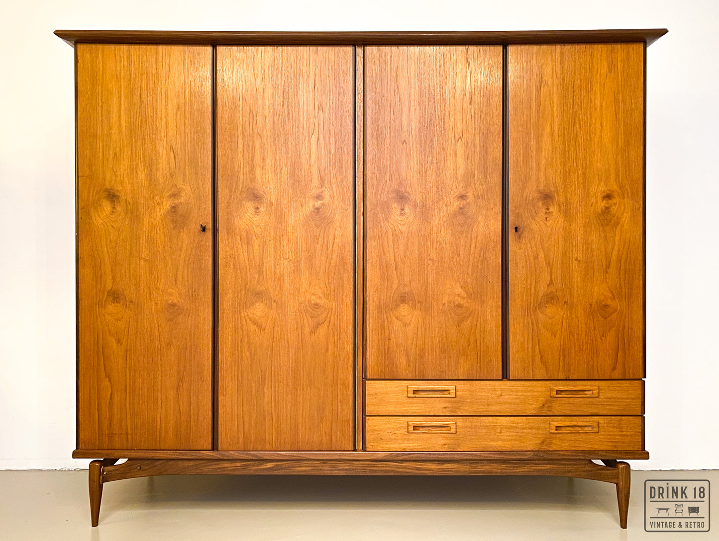 Kleerkast - Louis Van Teeffelen