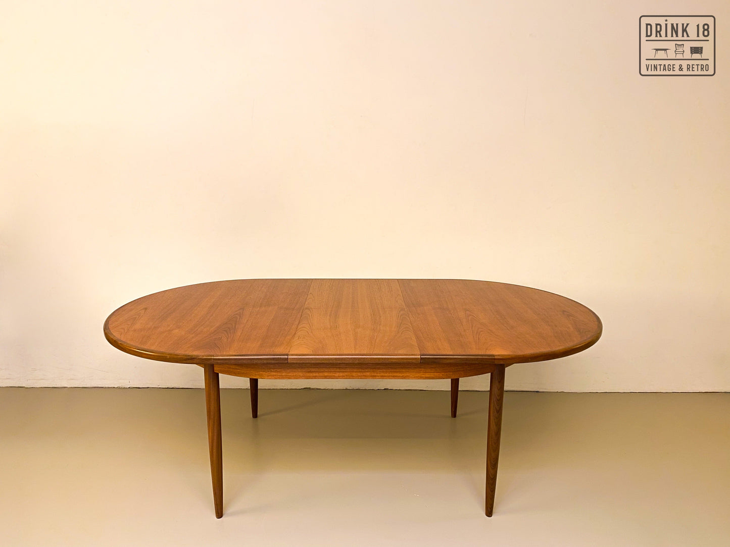 Verlengbare ovale eettafel - G-plan