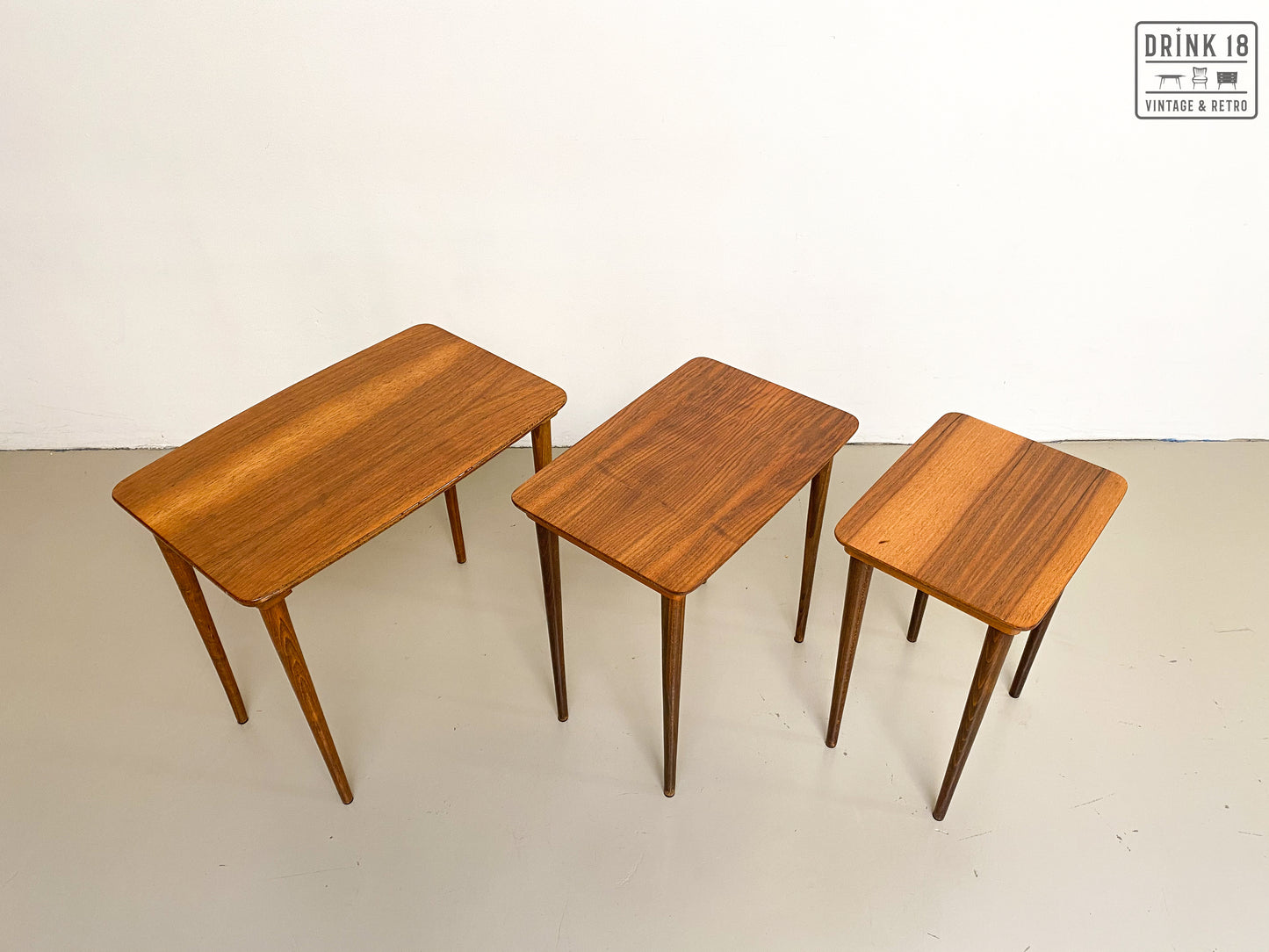 Vintage - Nesting tafeltjes