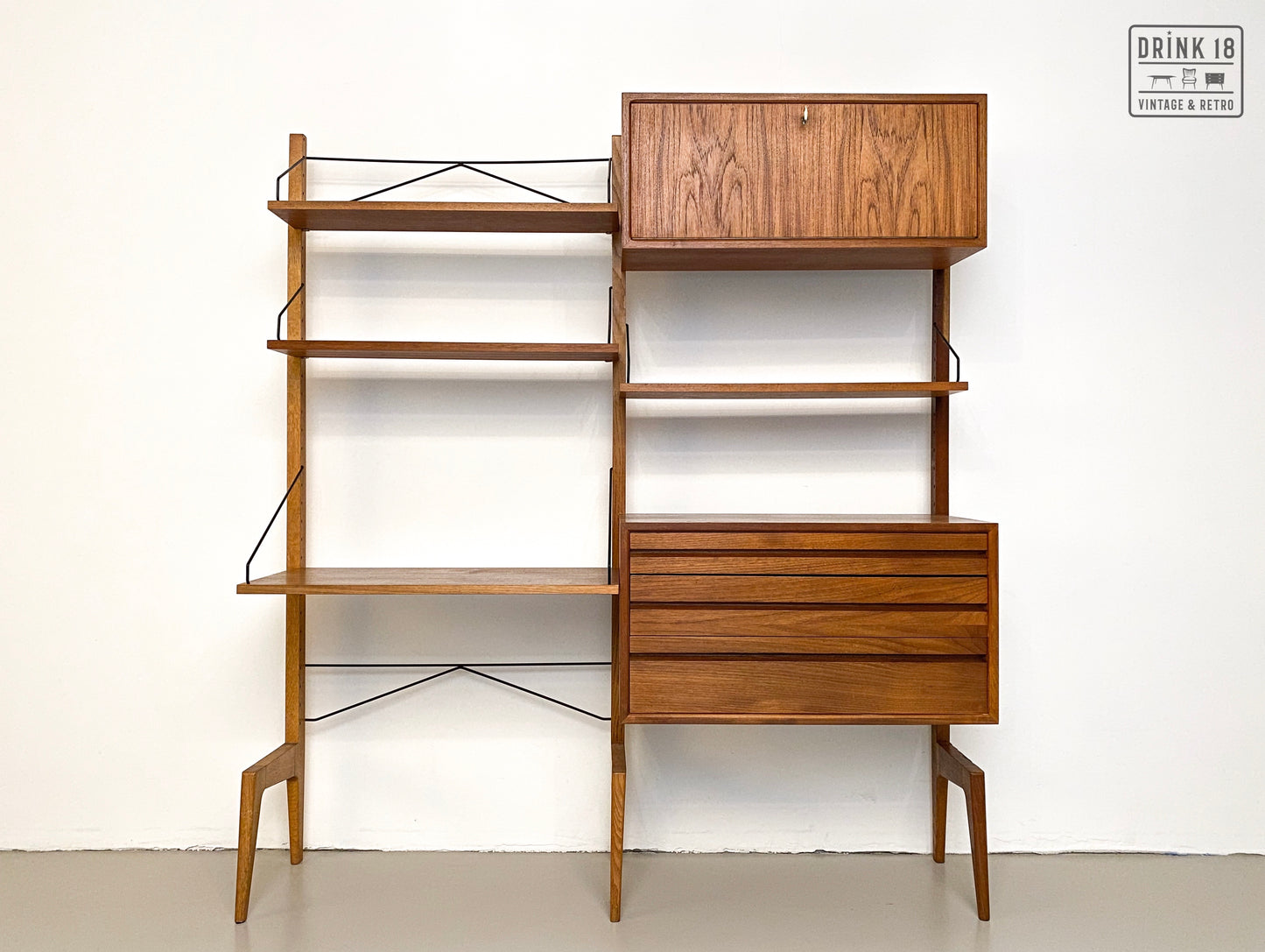 Poul Cadovius - Wandsysteem #2