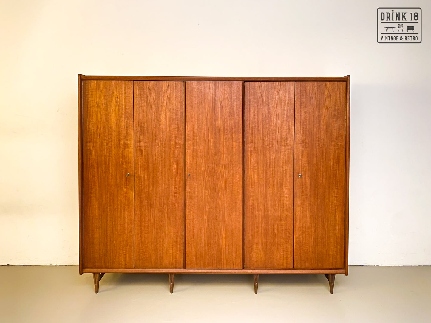 Kleerkast - Oswald Vermaercke voor Vform