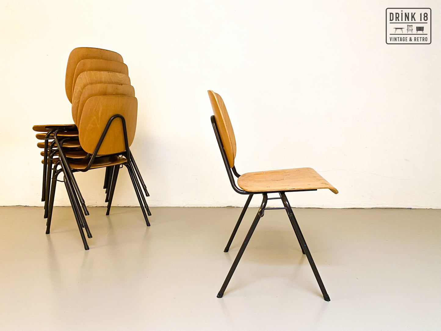 Set van zes stoelen - Riemersma Meubelen