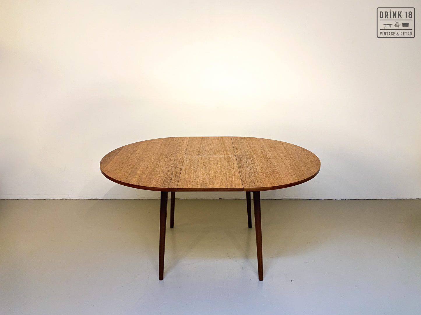 Verlengbare eettafel - Louis Van Teeffelen