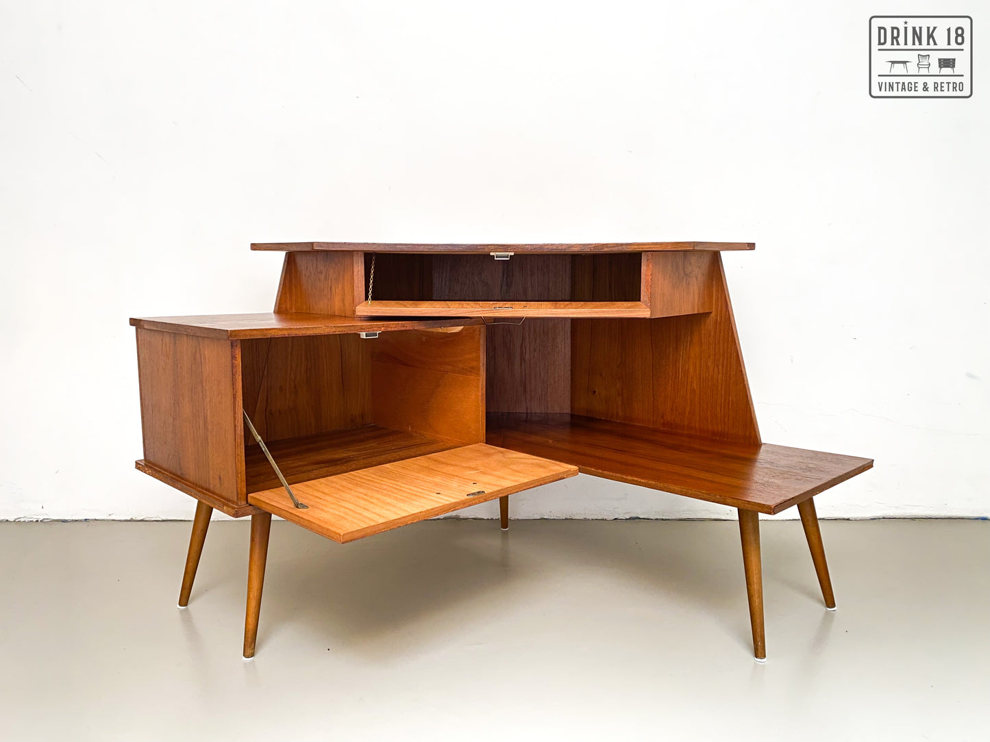 Vintage Design - TV Meubel/Hoekkast