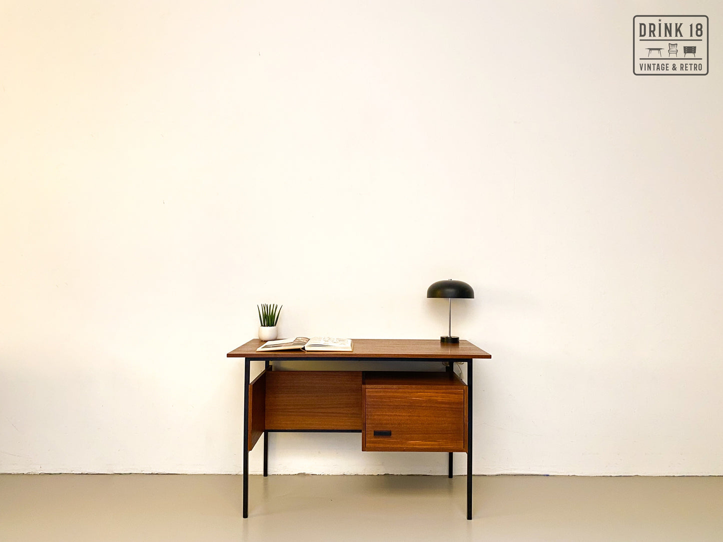 Vintage - Bureau #7