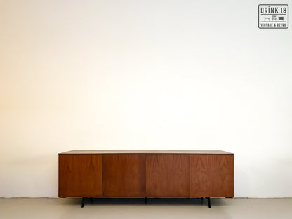 Vintage - Sideboard #1
