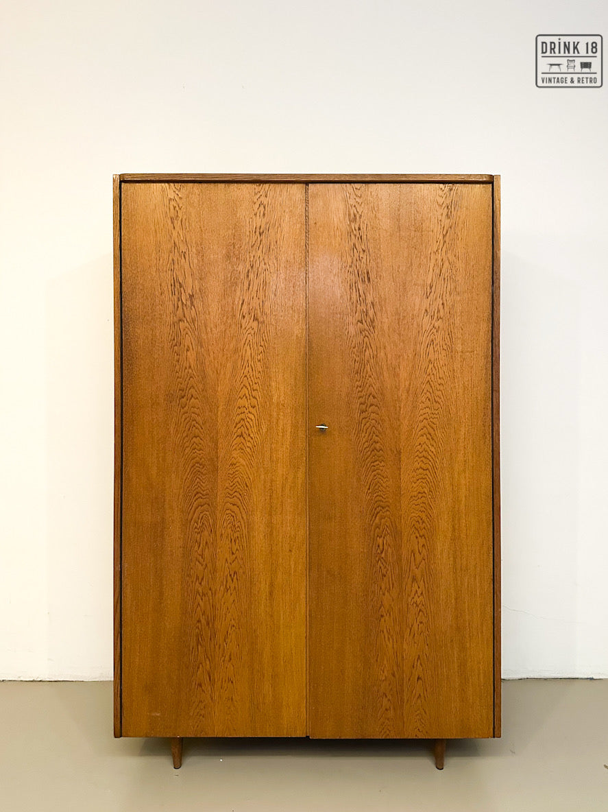 Vintage - Kleerkast light