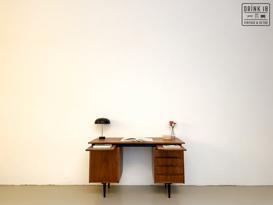 Bureau #11 - Pastoe