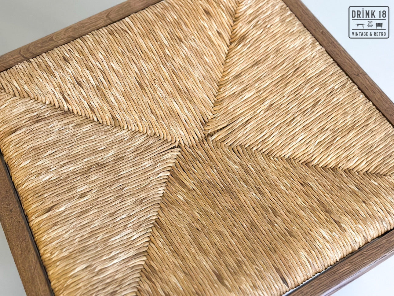 Brutalist - Set van acht eetkamerstoelen met gevlochten zitting
