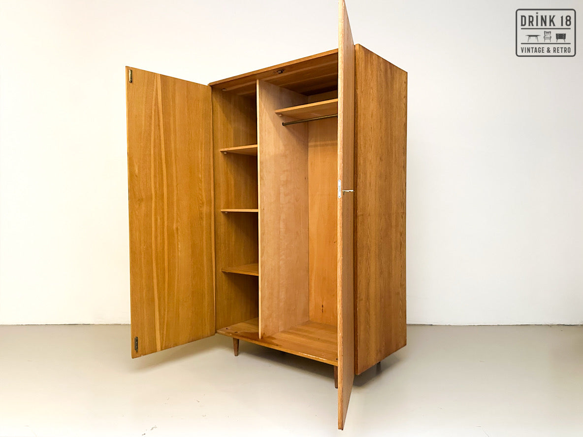 Vintage - Kleerkast light