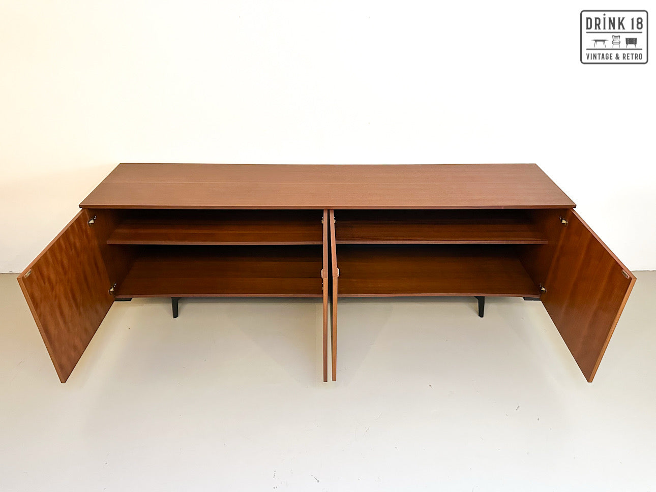 Vintage - Sideboard #1