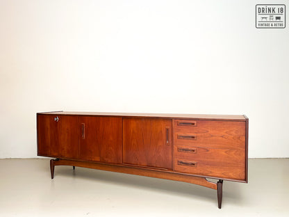 Sideboard - Louis Van Teeffelen