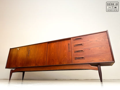 Sideboard - Louis Van Teeffelen