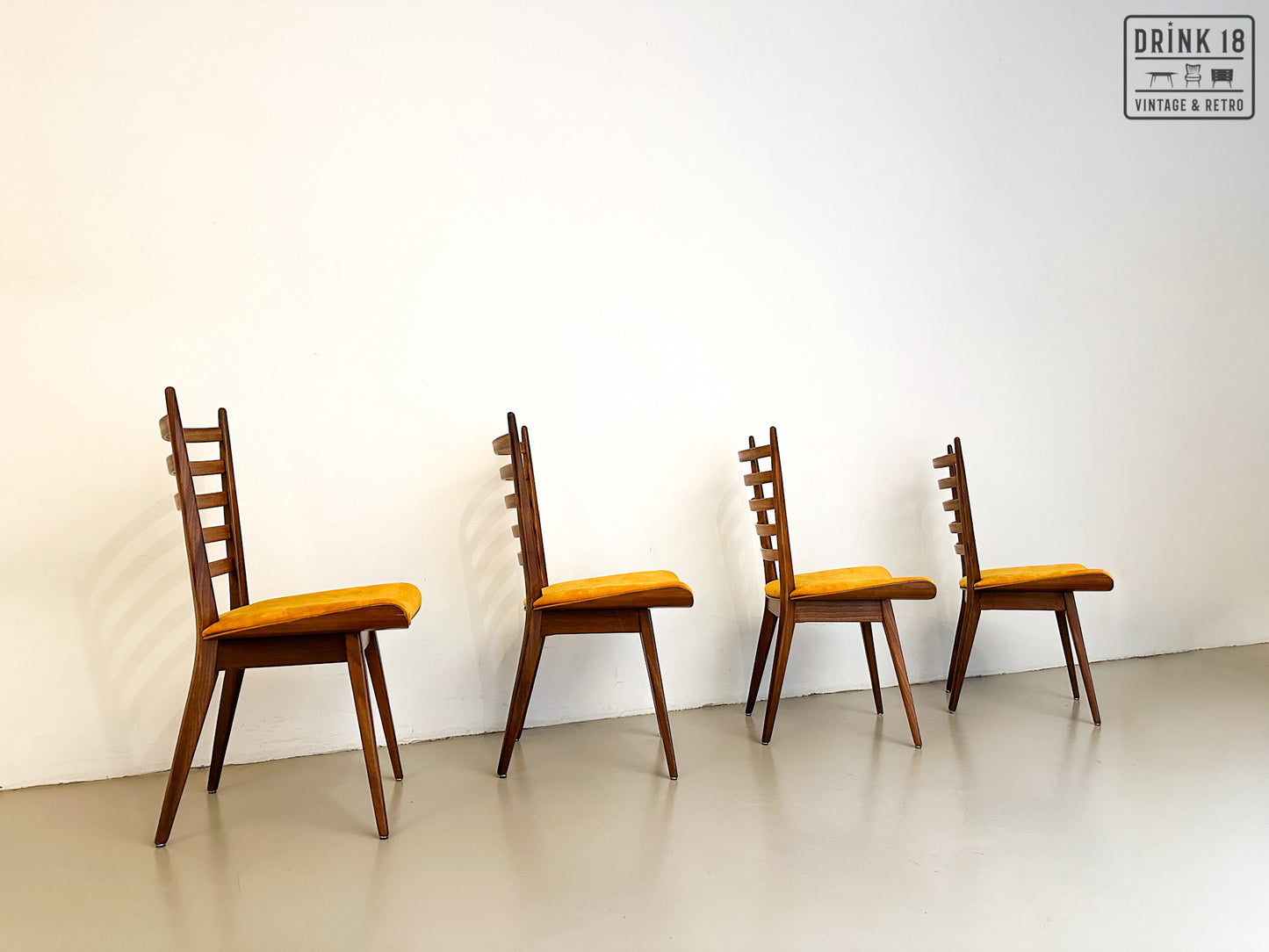 Vier eetkamerstoelen - Pastoe