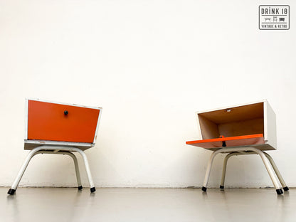 Vintage - Set van 50s nachtkastje en tafeltje