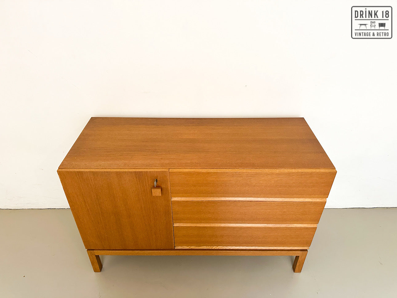 Vintage Design - Wandmeubel