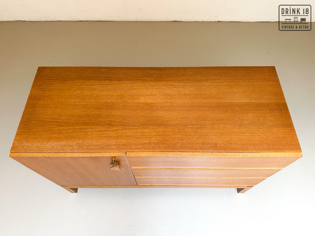 Vintage Design - Wandmeubel