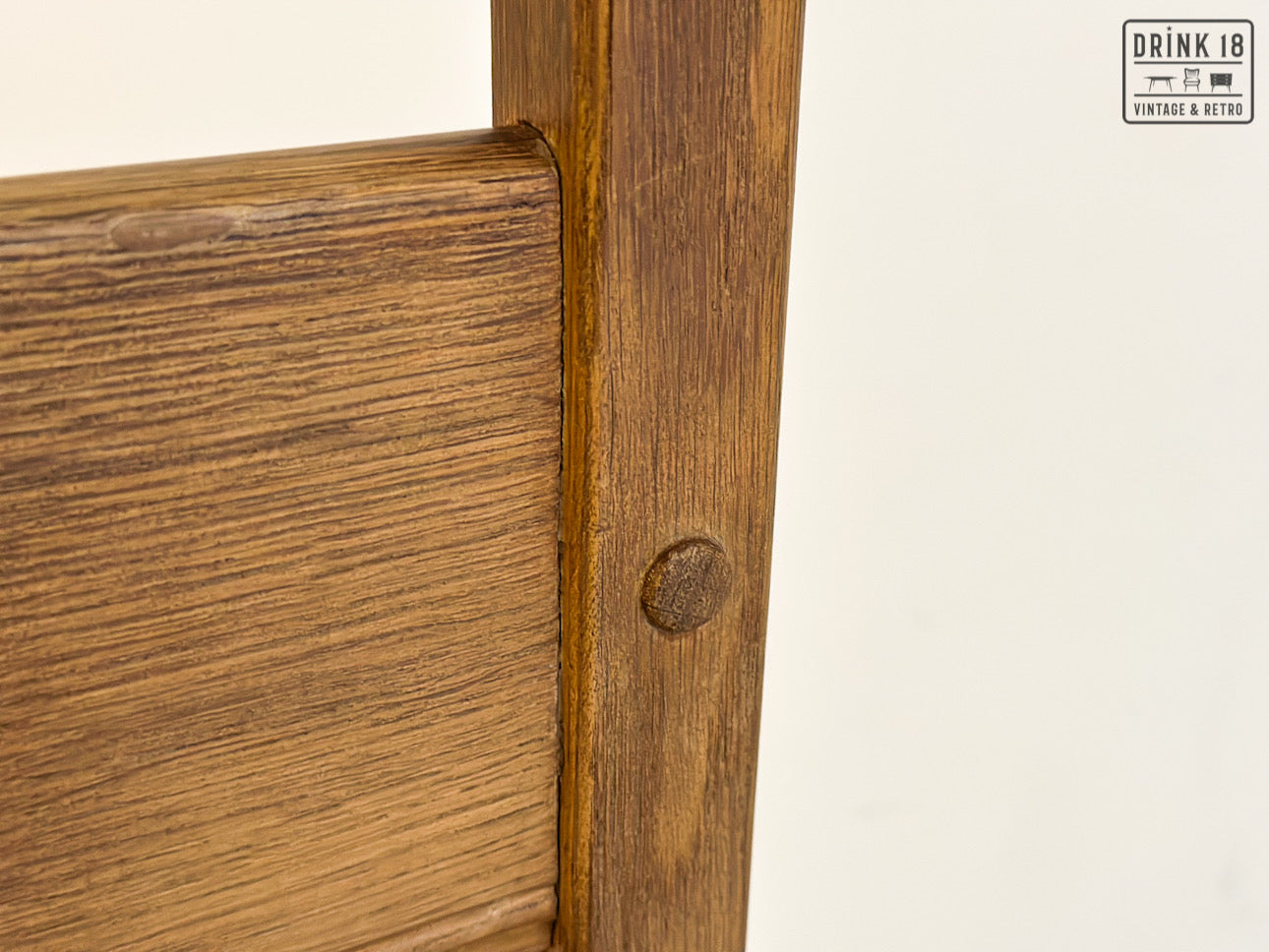 Brutalist - Set van acht eetkamerstoelen met gevlochten zitting