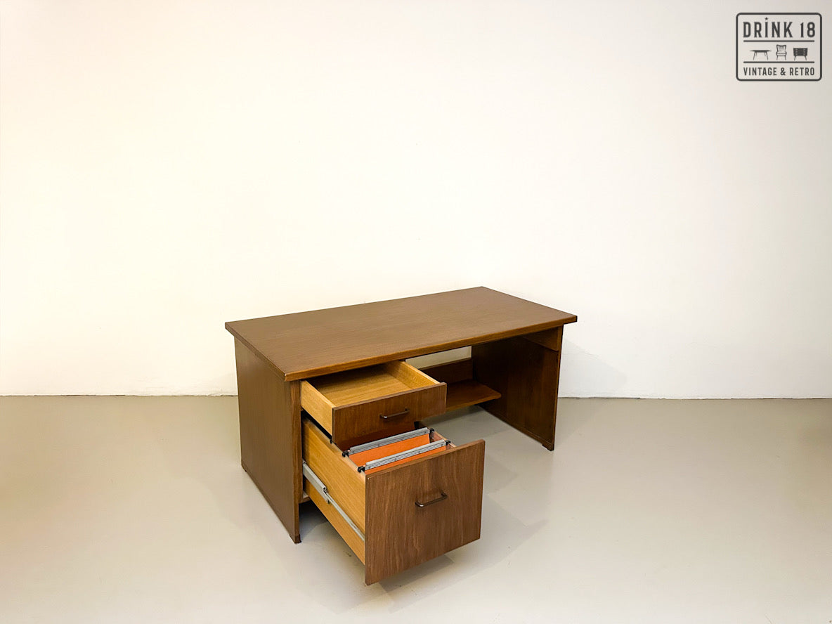Vintage - Desk / Bureau