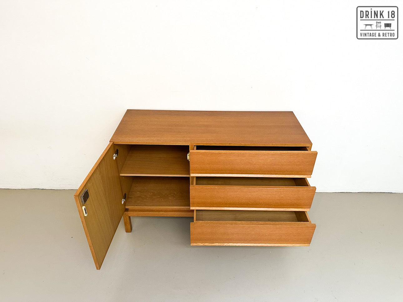 Vintage Design - Wandmeubel