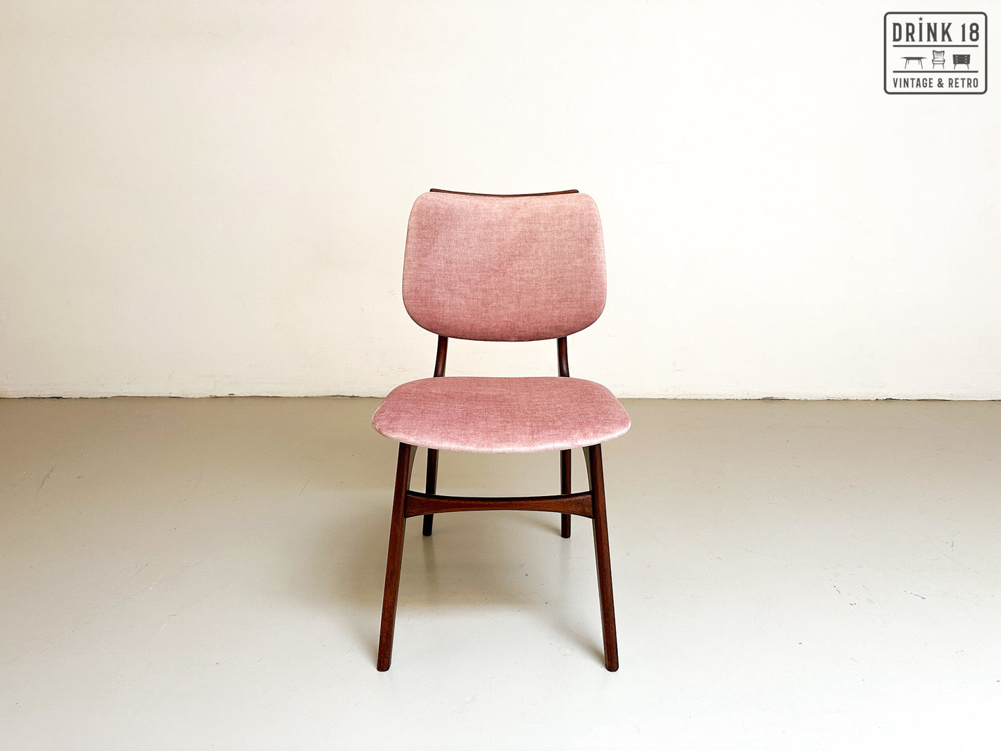 Vier vintage eetkamerstoelen - Louis van Teeffelen