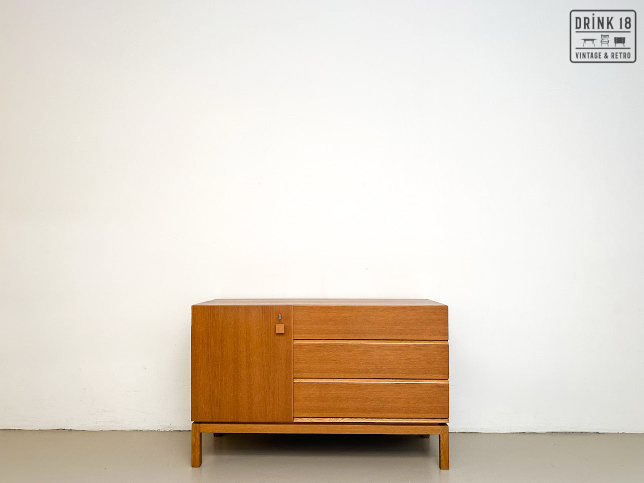 Vintage Design - Wandmeubel