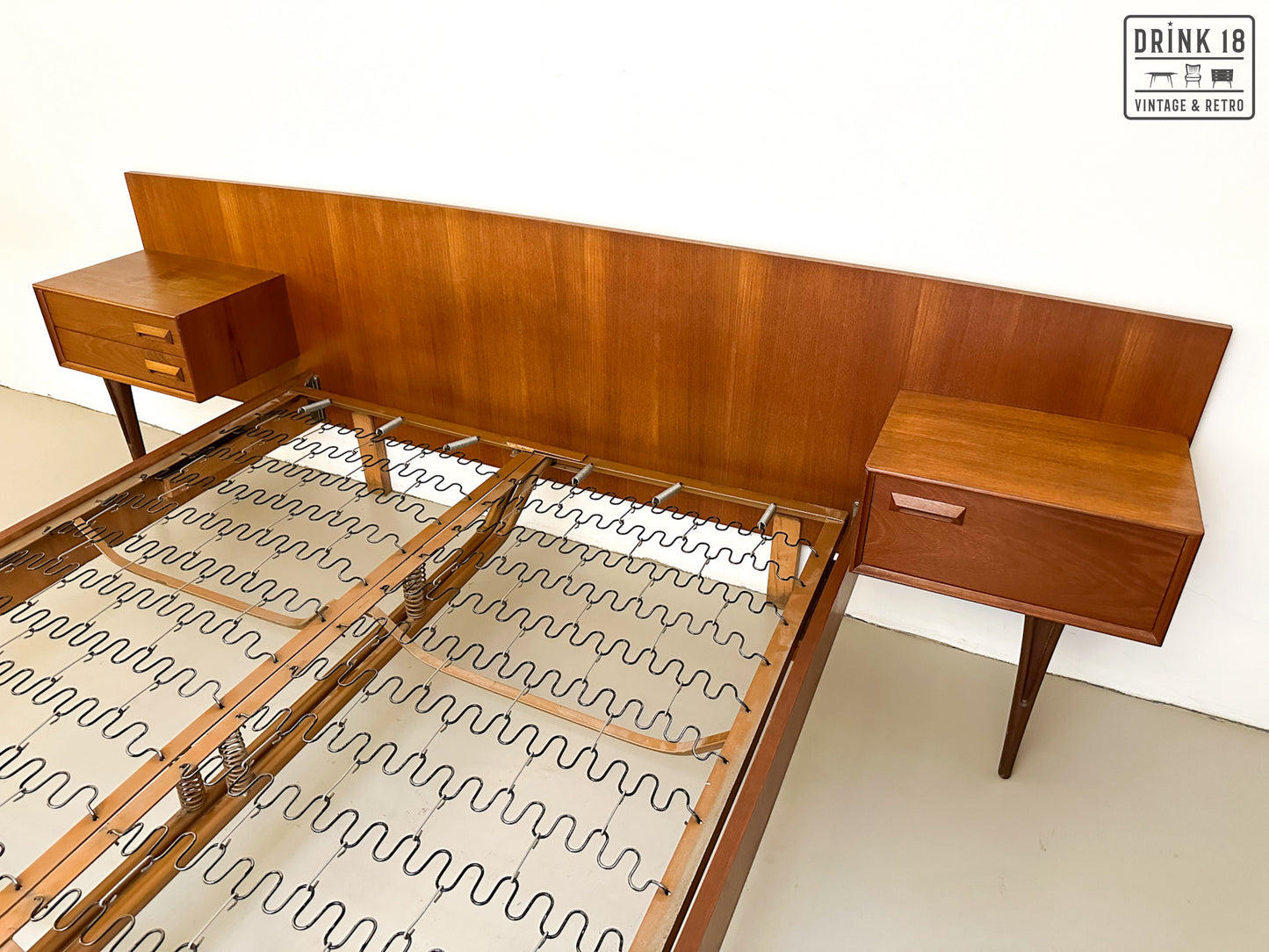 Tweepersoonsbed - Oswald Vermaercke voor V-Form
