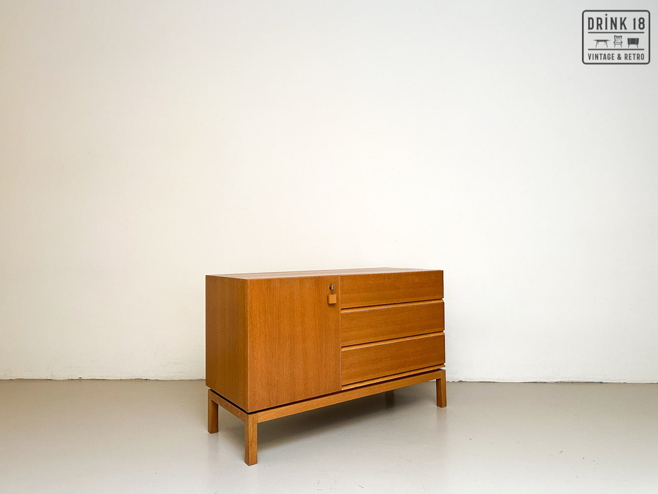 Vintage Design - Wandmeubel