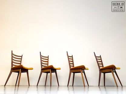 Vier eetkamerstoelen - Pastoe