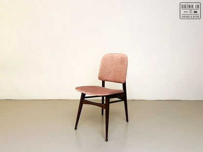 Vier vintage eetkamerstoelen - Louis van Teeffelen