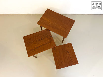 Vintage - Nesting tafeltjes