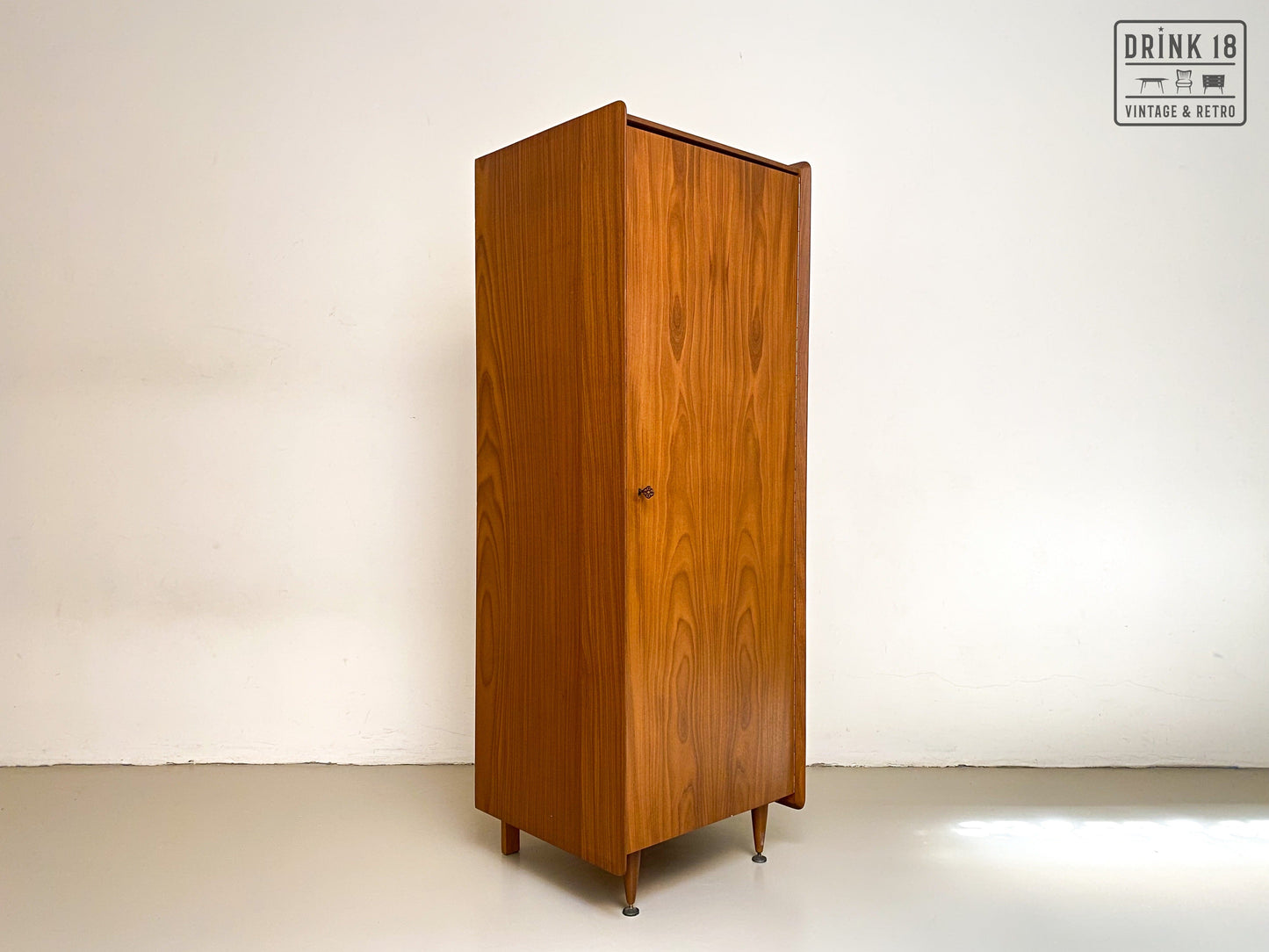 Vintage - Dubbele Kleerkast