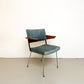 Vier model 1445 stoelen - Gispen door André Cordemeyer