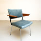 Vier model 1445 stoelen - Gispen door André Cordemeyer