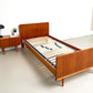Vintage - Éénpersoonsbed met nachtkastje