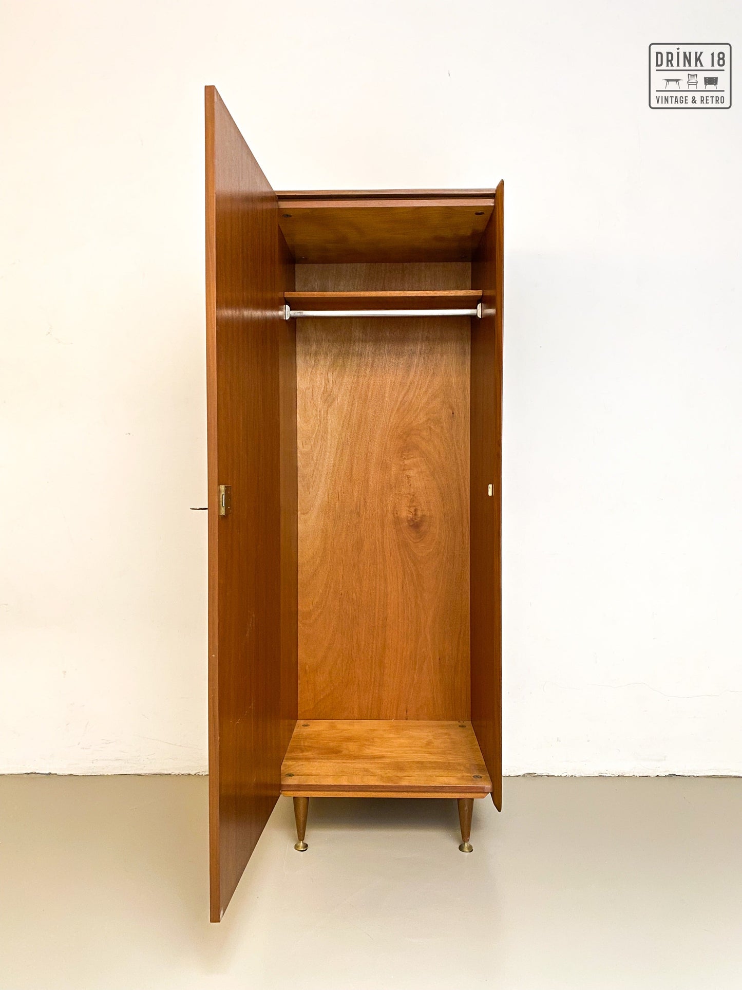Vintage - Dubbele Kleerkast