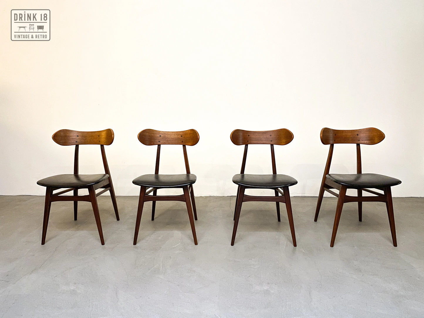 Vier Kastrup stoelen - Louis Van Teeffelen