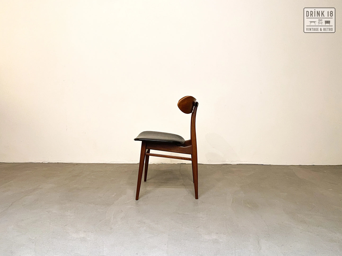 Vier Kastrup stoelen - Louis Van Teeffelen