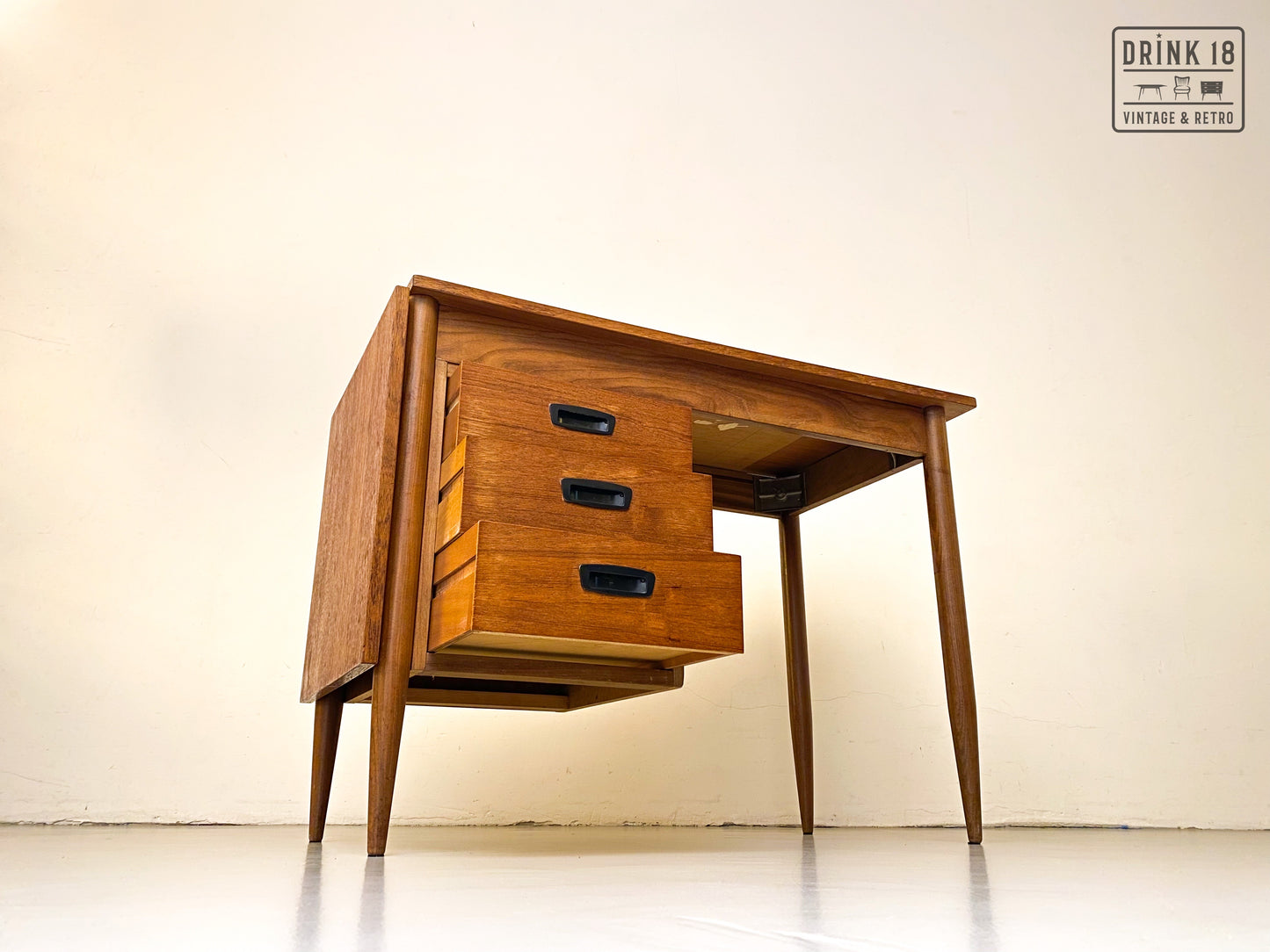 Bureau #2 - Arne Vodder
